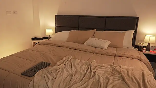 GiaFaaris online show from 09/08/25, 04:17