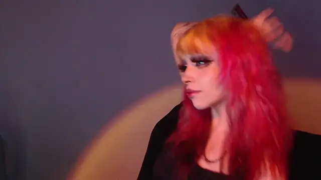 MaryJannes online show from 11/18/25, 06:17