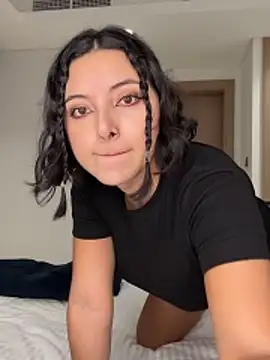 alexademie1 online show from 04/17/26, 03:04