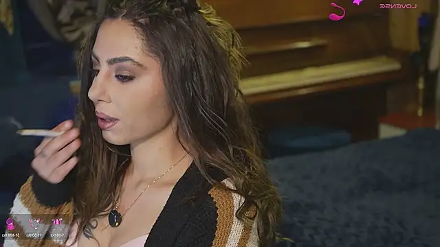 Snapshot of VanessaDoyle chatting on 02/02/26, 07:18 VanessaDoyle online show from 02/02/26, 07:18