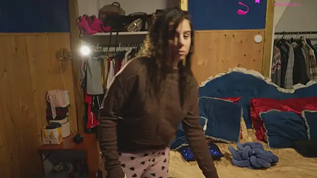 Snapshot of VanessaDoyle chatting on 02/14/26, 08:20 VanessaDoyle online show from 02/14/26, 08:20