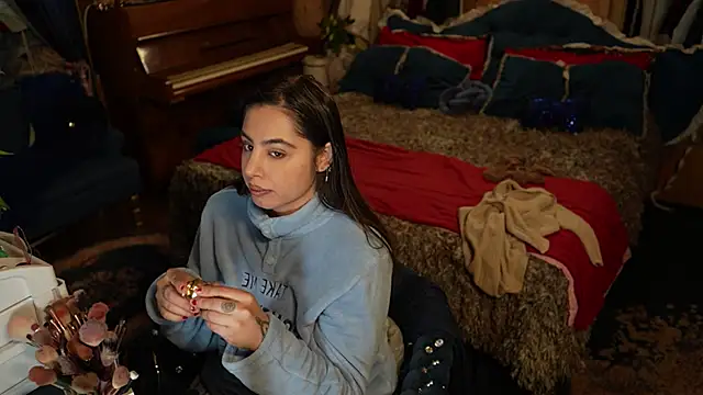 VanessaDoyle online show from 11/16/25, 08:41