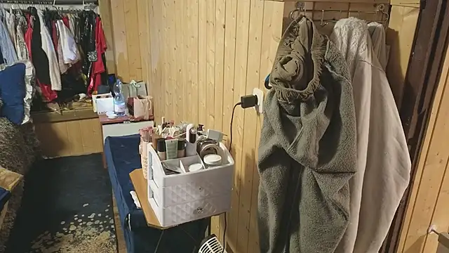 Snapshot of VanessaDoyle chatting on 01/09/26, 03:02 VanessaDoyle online show from 01/09/26, 03:02