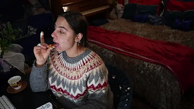 VanessaDoyle online show from 11/20/25, 05:02