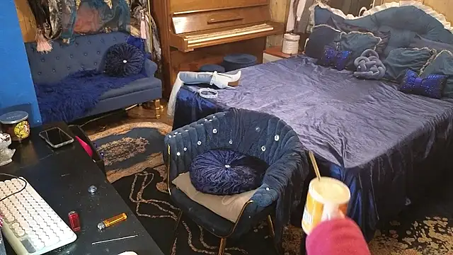 Snapshot of VanessaDoyle chatting on 01/11/26, 04:52 VanessaDoyle online show from 01/11/26, 04:52