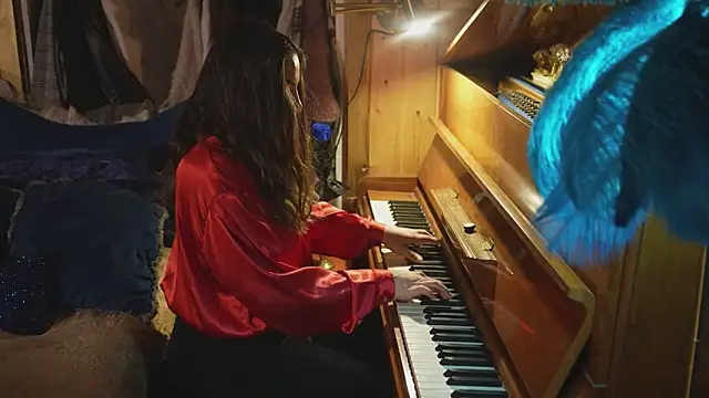 VanessaDoyle online show from 03/13/26, 05:51