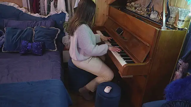 VanessaDoyle online show from 11/04/25, 04:22