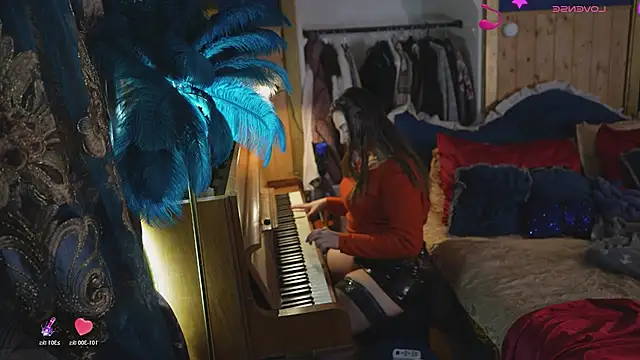 Snapshot of VanessaDoyle chatting on 02/13/26, 04:51 VanessaDoyle online show from 02/13/26, 04:51