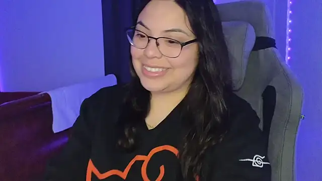 drizzypeach602 online show from 10/22/25, 07:19