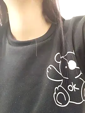 Amira Milker online show from 03/11/25, 01:01