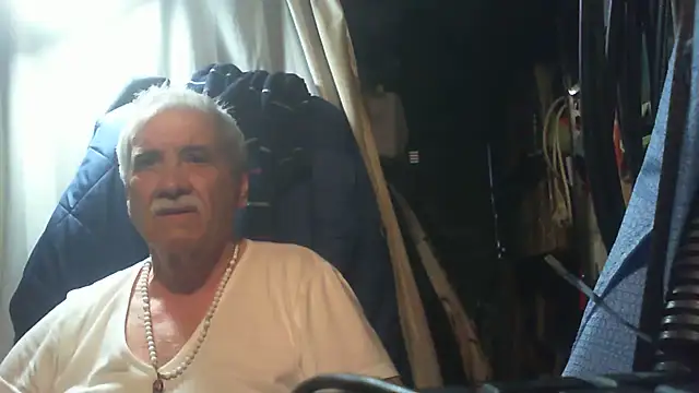 nonnomaturobisex online show from 05/23/26, 09:41