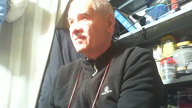 Snapshot of nonnomaturobisex chatting on 10/08/25, 06:59 nonnomaturobisex online show from 10/08/25, 06:59