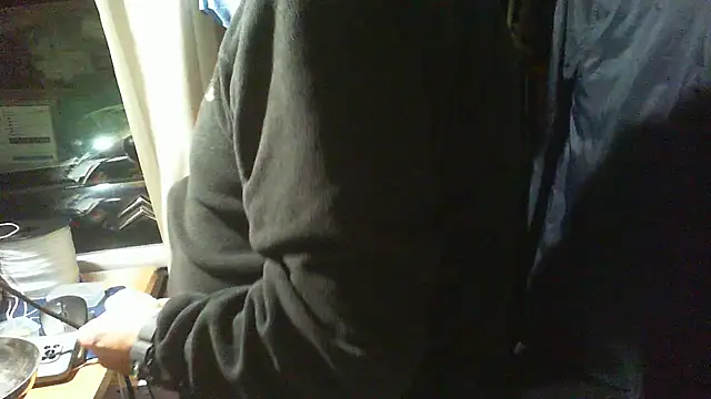 Snapshot of nonnomaturobisex chatting on 11/11/25, 09:59 nonnomaturobisex online show from 11/11/25, 09:59