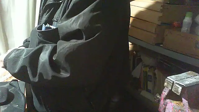 Snapshot of nonnomaturobisex chatting on 11/14/25, 08:07 nonnomaturobisex online show from 11/14/25, 08:07