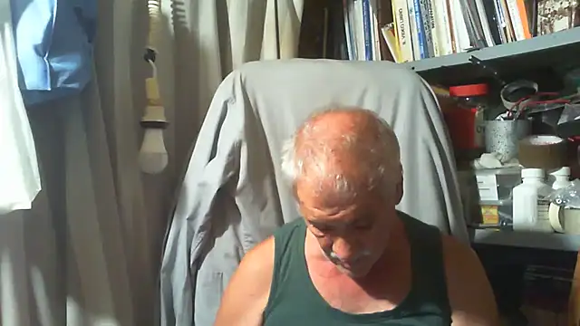 Snapshot of nonnomaturobisex chatting on 09/23/25, 02:24 nonnomaturobisex online show from 09/23/25, 02:24