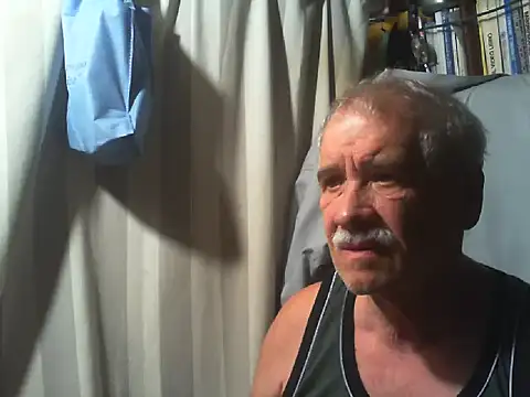 Snapshot of nonnomaturobisex chatting on 09/09/25, 06:45 nonnomaturobisex online show from 09/09/25, 06:45