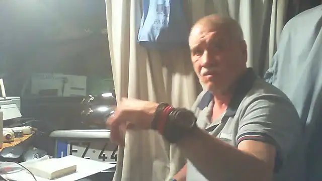 Snapshot of nonnomaturobisex chatting on 10/01/25, 07:02 nonnomaturobisex online show from 10/01/25, 07:02