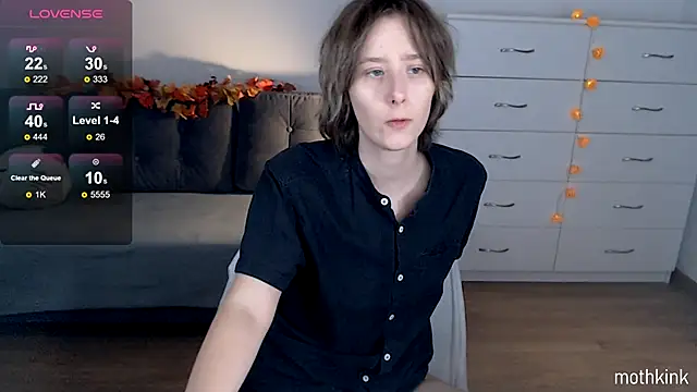 mothkink online show from 10/23/25, 06:06