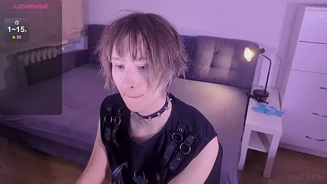 mothkink online show from 12/15/25, 06:25