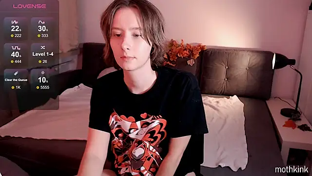 mothkink online show from 10/29/25, 06:07