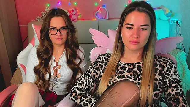 ivannatompsonnn online show from 05/17/26, 03:17