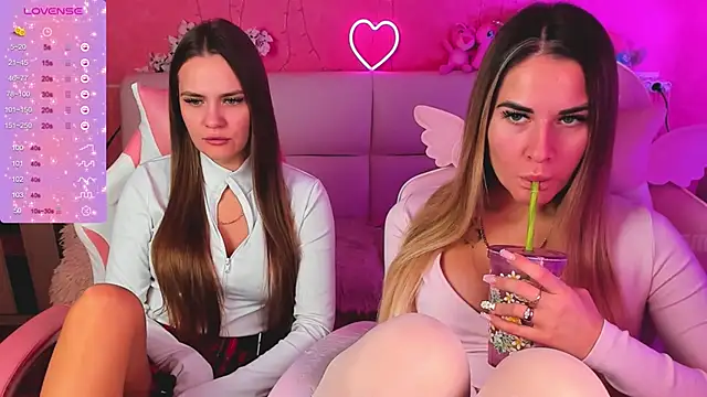 ivannatompsonnn online show from 02/25/26, 06:13