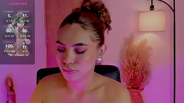 Oxana Fedorova online show from 02/01/25, 03:52