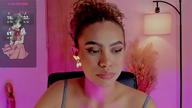 Oxana Fedorova online show from 02/02/25, 01:12