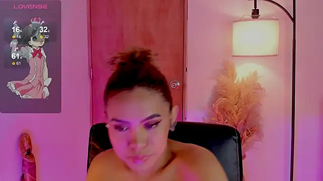 Oxana Fedorova online show from 02/11/25, 04:01