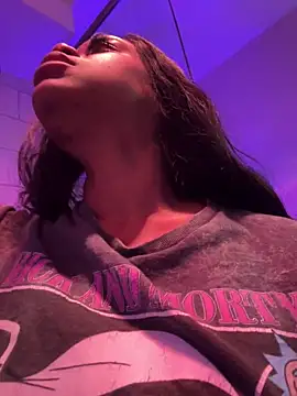 Tikalalin online show from 03/23/25, 03:43