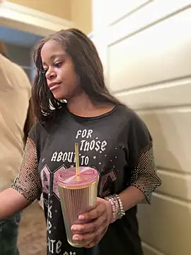 Tikalalin online show from 01/16/26, 04:33