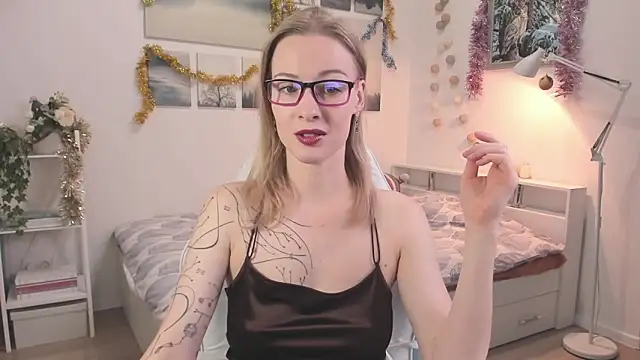 MissRightX online show from 11/30/25, 09:32