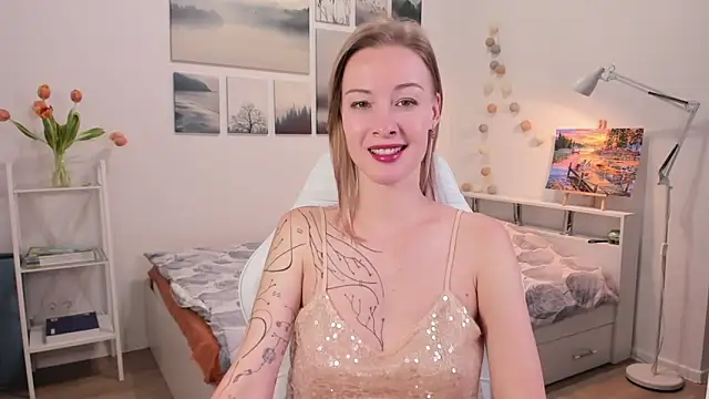 Snapshot of MissRightX chatting on 02/10/25, 03:21 MissRightX online show from 02/10/25, 03:21