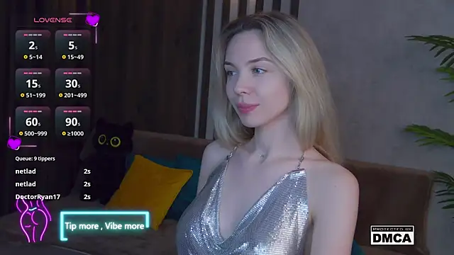 Holl1Would online show from 02/14/25, 06:34