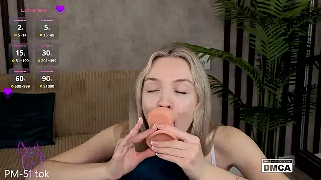 Holl1Would online show from 03/02/26, 05:08