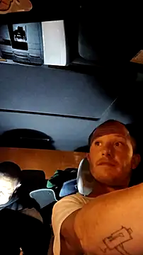 Roberts8inchcock online show from 11/19/25, 06:13