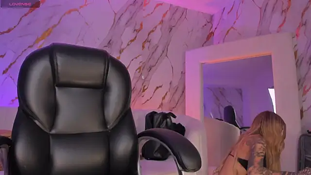 LexieWayne online show from 03/31/26, 06:43