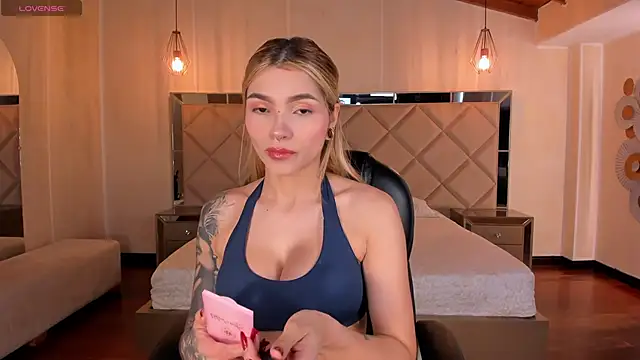 LexieWayne online show from 04/21/26, 07:31