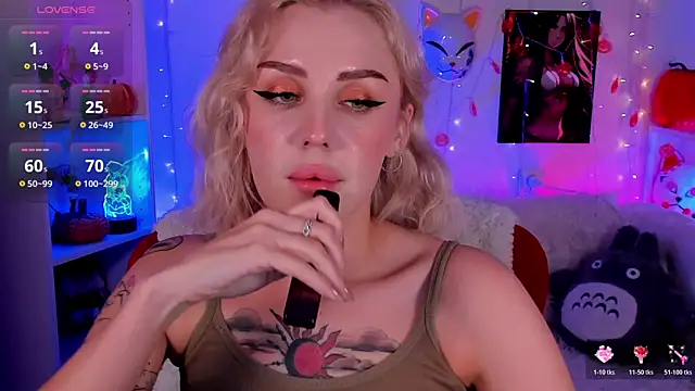 LianaFord online show from 10/21/25, 07:35