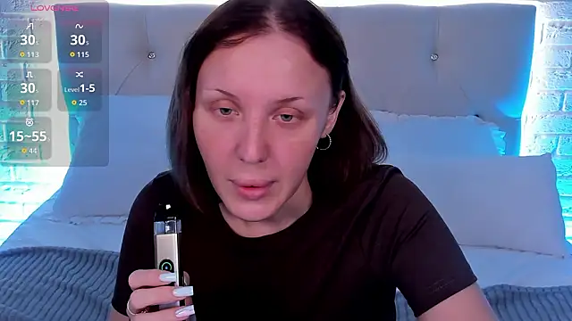 Snapshot of LianaFord chatting on 03/14/26, 03:12 LianaFord online show from 03/14/26, 03:12