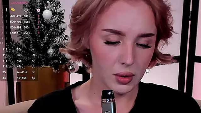 LianaFord online show from 12/21/25, 06:42