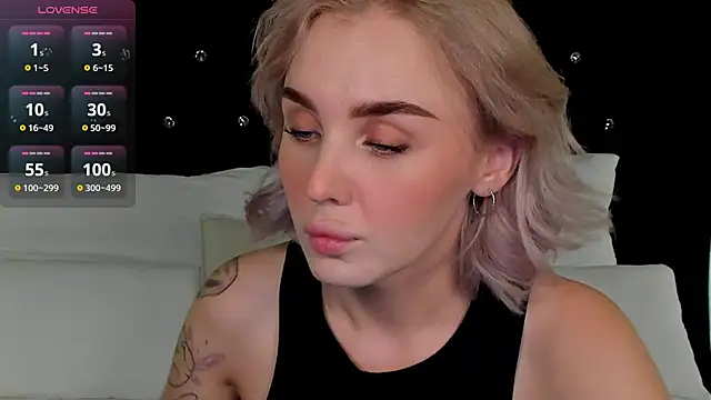 LianaFord online show from 10/05/25, 08:32