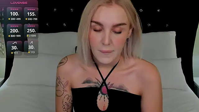 LianaFord online show from 10/15/25, 09:56