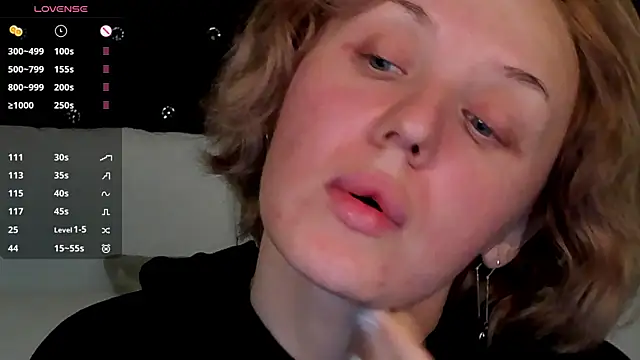 LianaFord online show from 12/17/25, 10:04