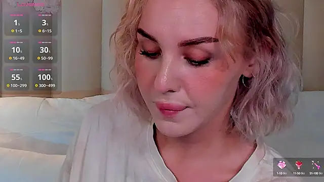 LianaFord online show from 10/12/25, 11:06