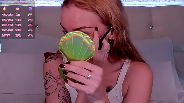 LianaFord online show from 11/26/25, 11:05