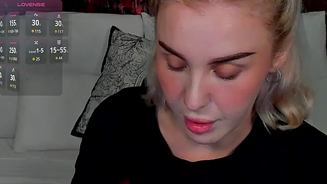 LianaFord online show from 10/24/25, 11:48