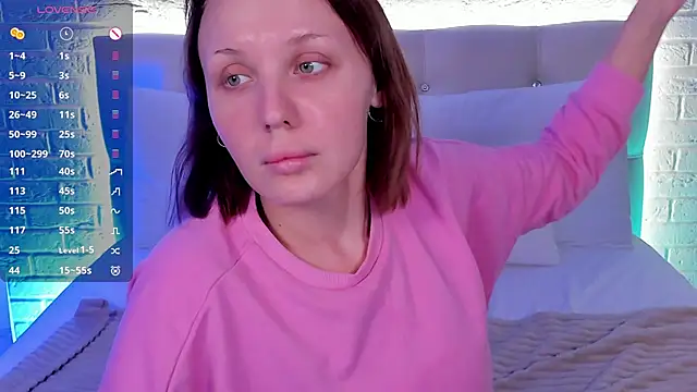 Snapshot of LianaFord chatting on 04/05/26, 03:46 LianaFord online show from 04/05/26, 03:46