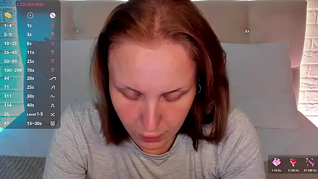 Snapshot of LianaFord chatting on 06/12/26, 04:32 LianaFord online show from 06/12/26, 04:32