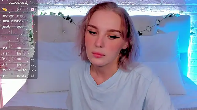 LianaFord online show from 09/24/25, 04:24